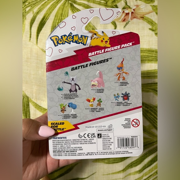 Pokemon Battle Figure Pack Valentine's Day Pikachu Alcremie - NEW 2024 - Picture 2 of 3